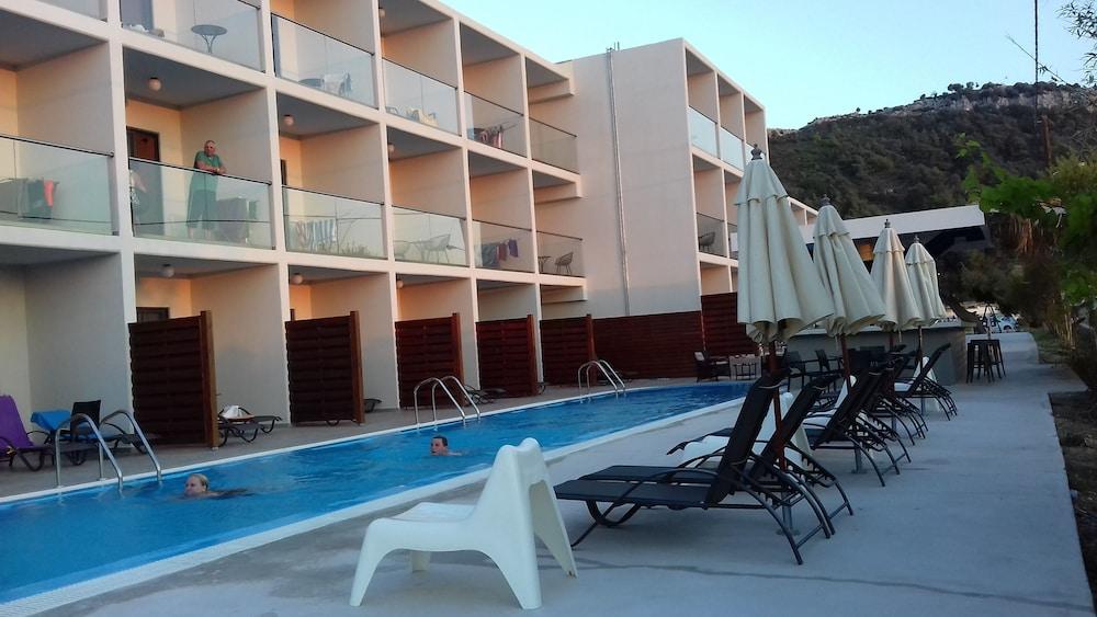 Evita Hotel